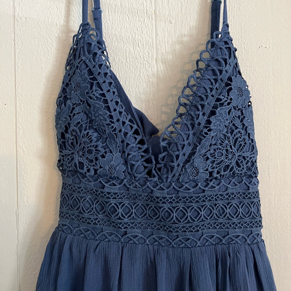Forever 21 blue lacy detail sundress with tie in back